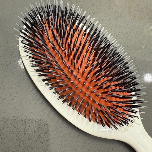 Mason Pearson “Popular” Pristine White Hair Brush - Picture 3 of 5